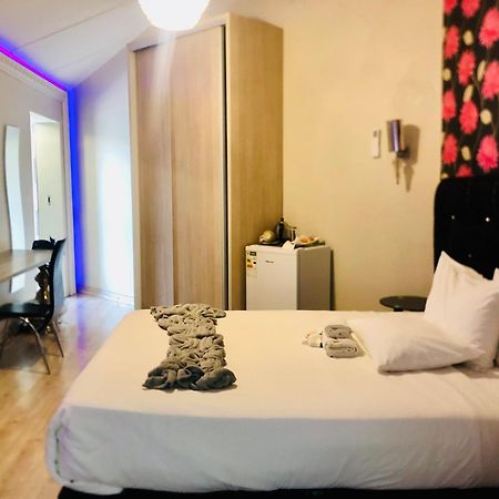 Lodge Bellagio Mthatha Bagian luar foto