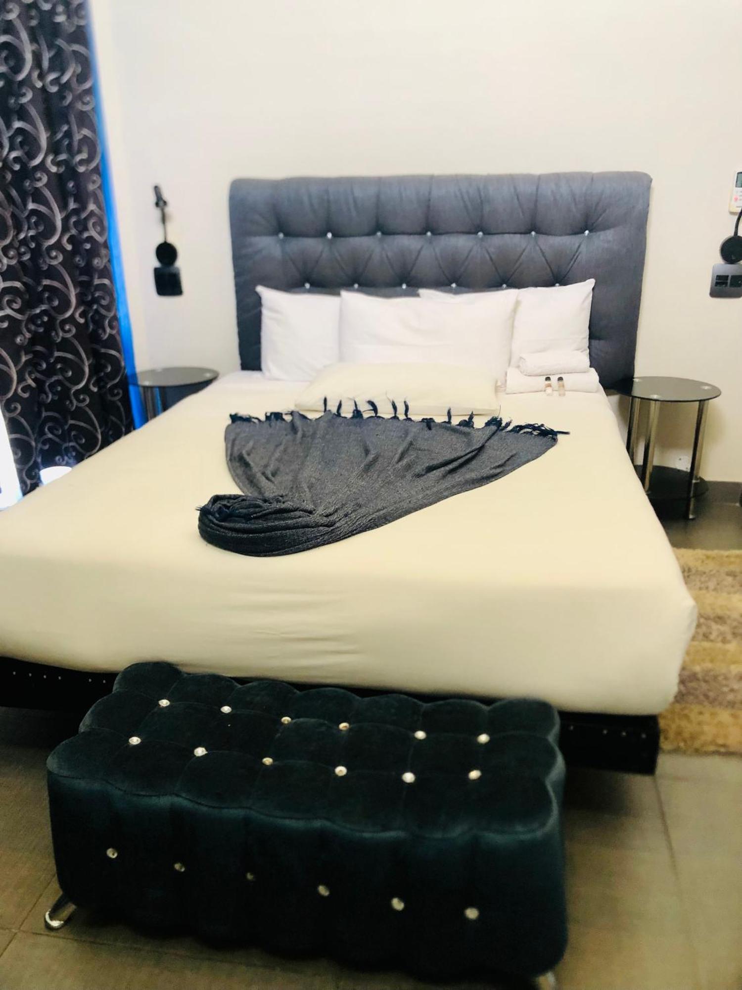 Lodge Bellagio Mthatha Bagian luar foto