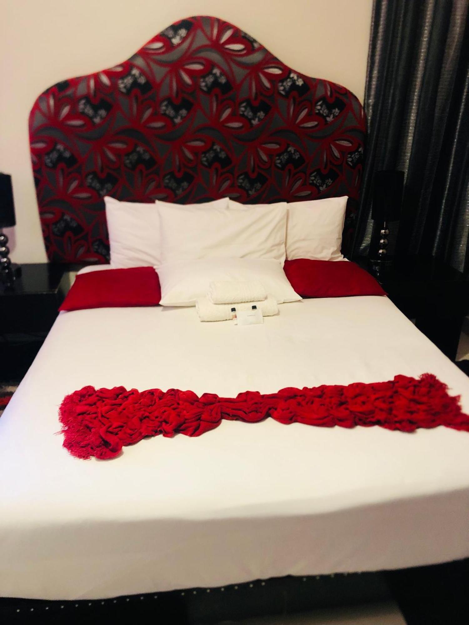 Lodge Bellagio Mthatha Bagian luar foto