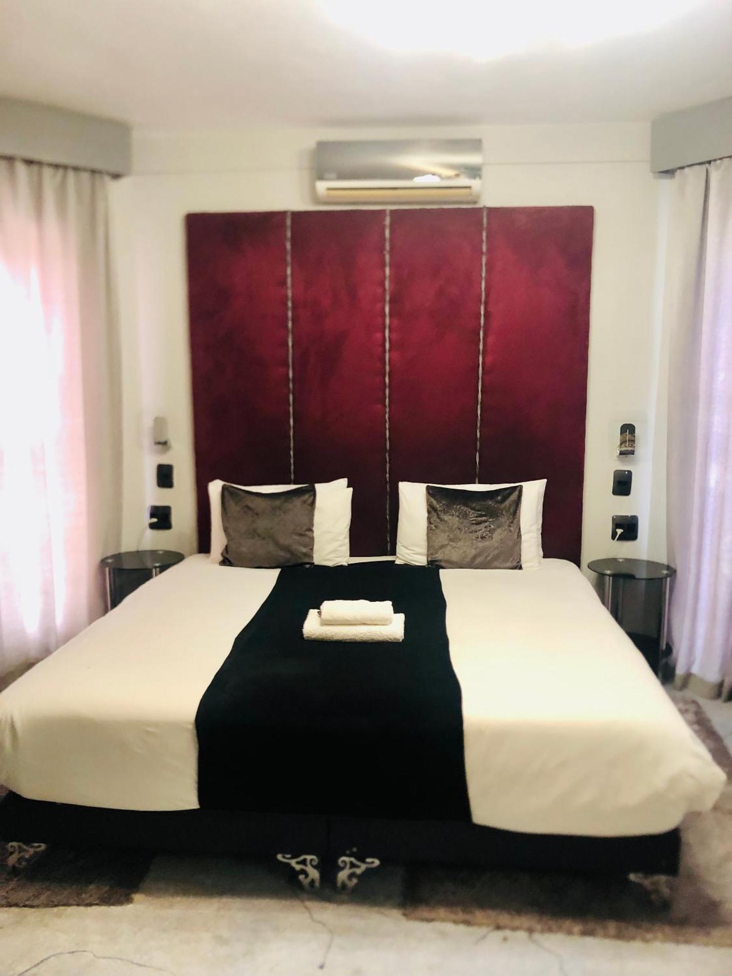 Lodge Bellagio Mthatha Bagian luar foto