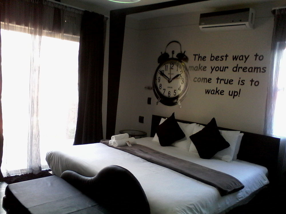 Lodge Bellagio Mthatha Bagian luar foto