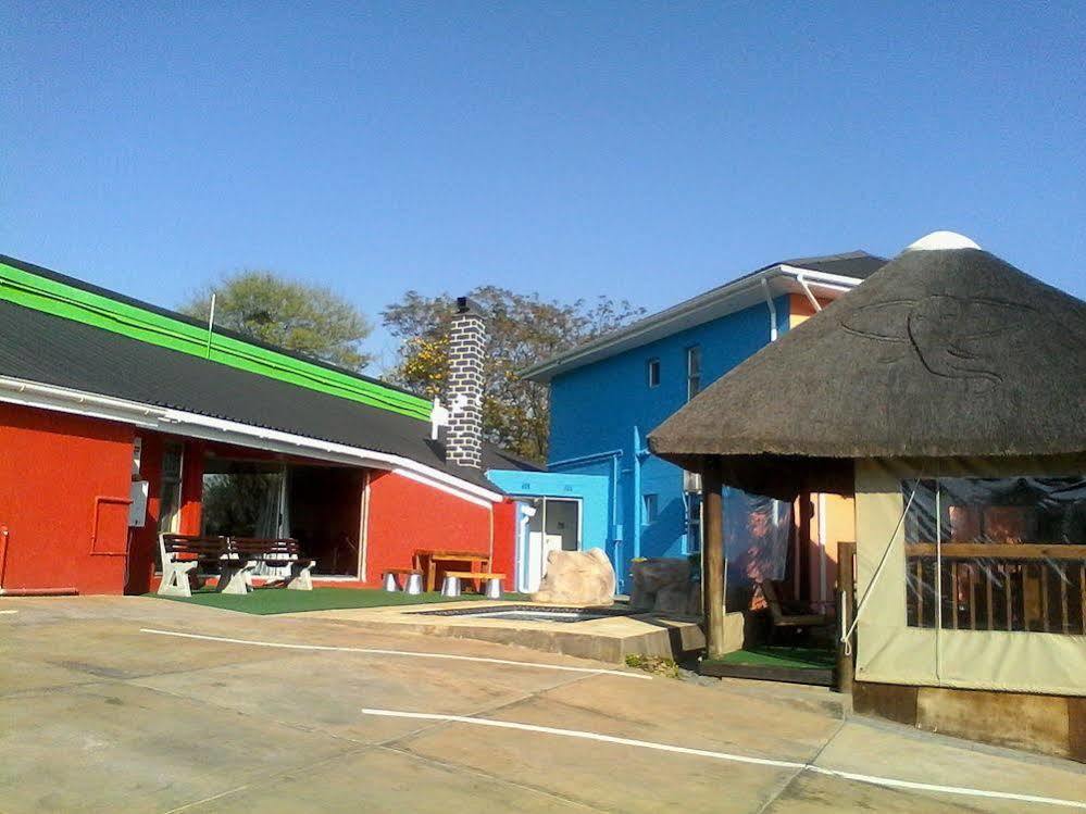 Lodge Bellagio Mthatha Bagian luar foto