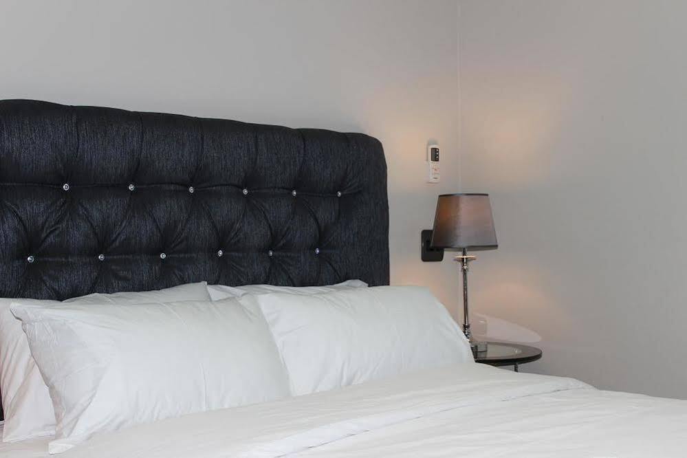 Lodge Bellagio Mthatha Bagian luar foto